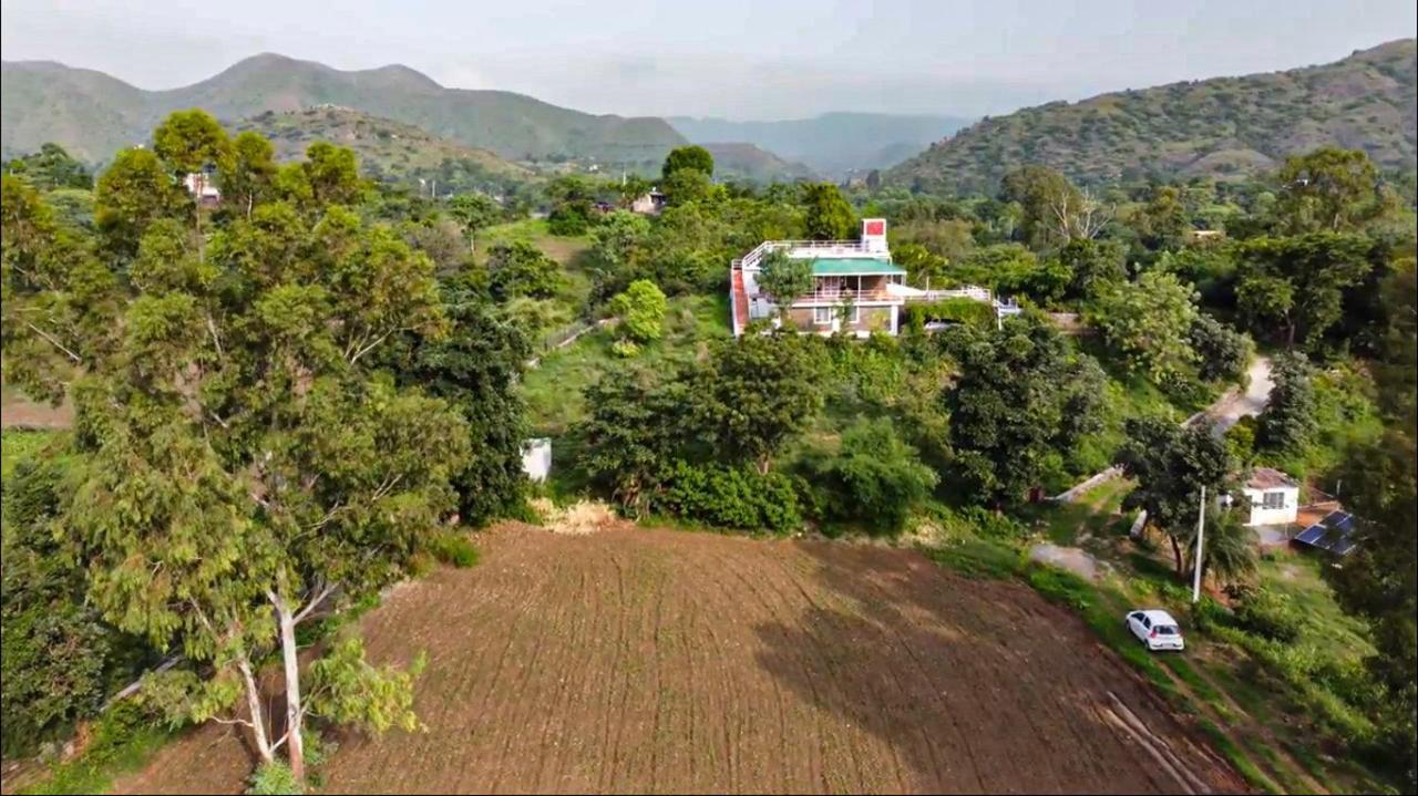 The Riverside Estate - 3bedroom Private Pool In * Udaipur