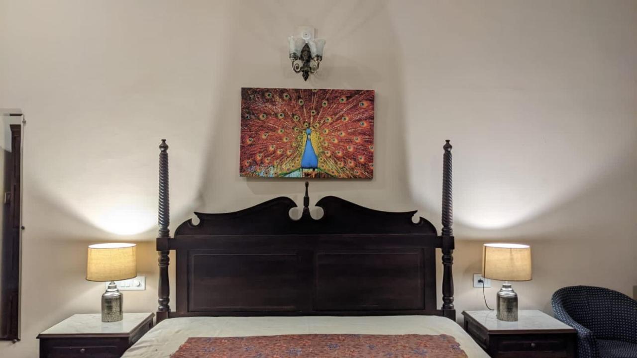 The Riverside Estate - 3bedroom Private Pool In Udaipur